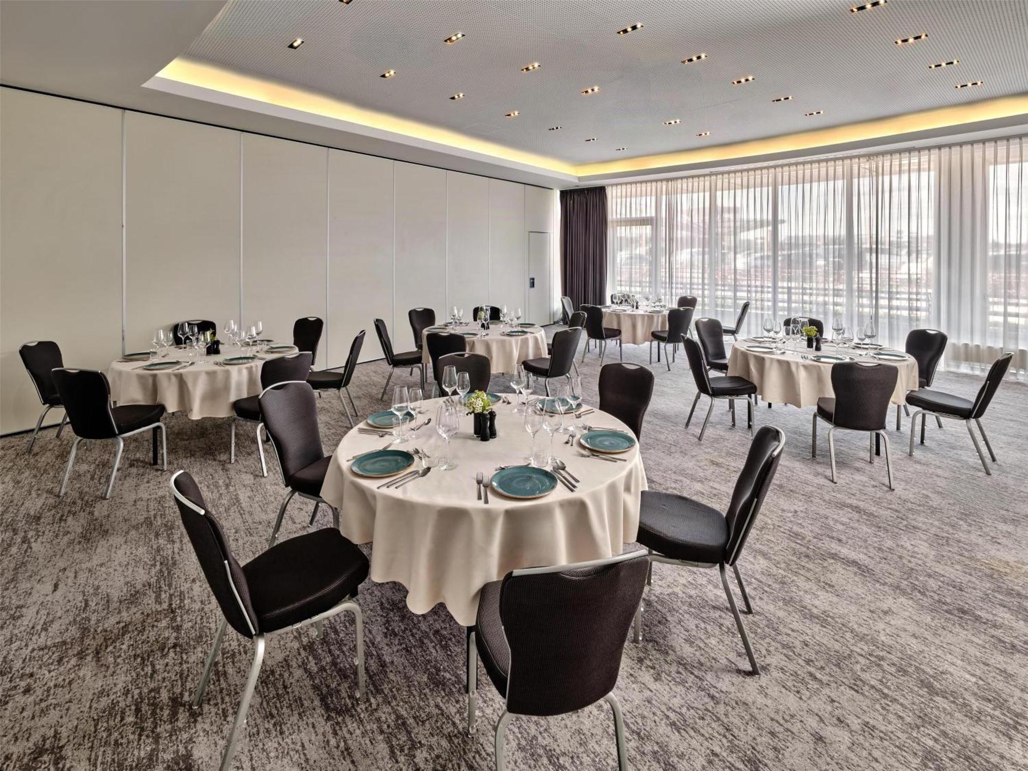 Hotel Radisson Blu Hotel, Airport Hamburg-Harburg