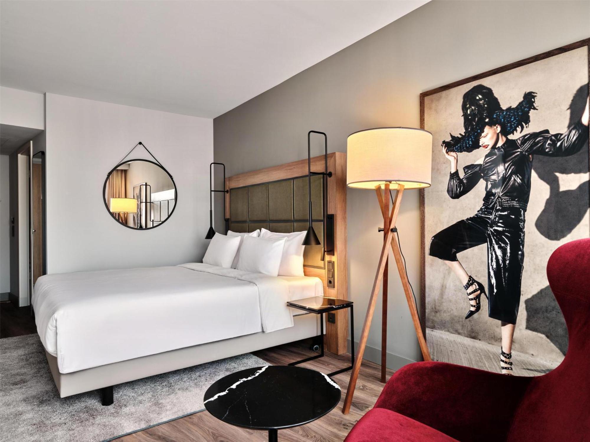 Radisson Blu Hotel, Airport Hotel